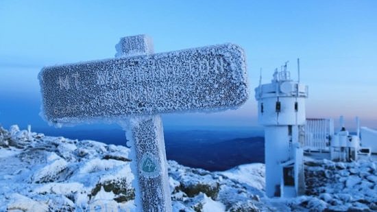 A frosty day at the summit of Mount Washington. (photo © Mount Washington Observatory)