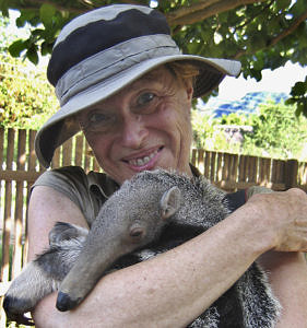 Eleanor Briggs holds an anteater named "Lisa."