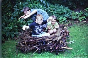 A photo of Harris Center summer campers in "Wol's Nest" circa 2005.